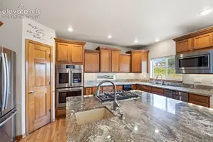 1630 Oakmont Dr, Colorado Springs, CO 80921 - Photo 2