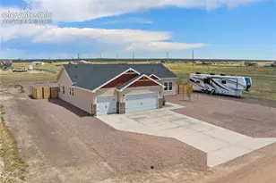 981 E Blackstone Dr, Pueblo West, CO 81007 - Photo 26