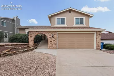 2785 Roundtop Drive, Colorado Springs, CO 80918 - Photo 2