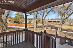 2409 Robinson St, Colorado Springs, CO 80904 - Photo 4