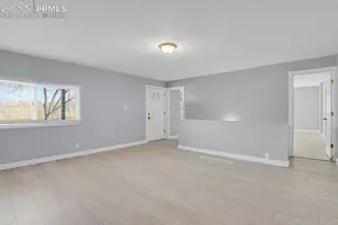 2409 Robinson St, Colorado Springs, CO 80904 - Photo 6
