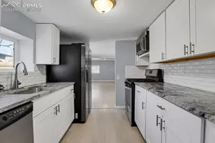2409 Robinson St, Colorado Springs, CO 80904 - Photo 14