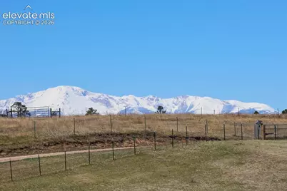 14390 Herring Road, Colorado Springs, CO 80908 - Photo 4