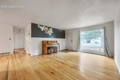 1031 Ohio Avenue, Canon City, CO 81212 - Photo 2