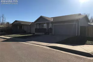 335 Trapper Ln, Fountain, CO 80817 - Photo 2