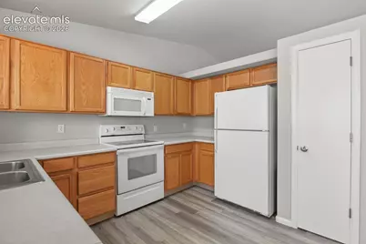 6444 Sonny Blue Drive, Colorado Springs, CO 80923 - Photo 12