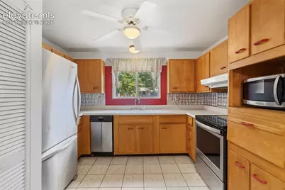 2802 Virginia Avenue, Colorado Springs, CO 80907 - Photo 10