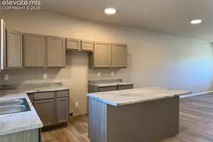5217 Gannet Ln, Pueblo, CO 81008 - Photo 8