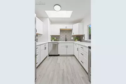 1425 Northview Drive, Colorado Springs, CO 80909 - Photo 10