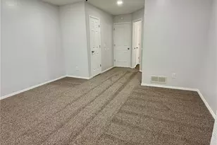 4184 Charleston Dr, Colorado Springs, CO 80916 - Photo 16