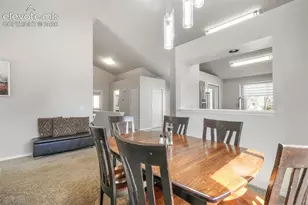 1643 S Canoe Creek Dr, Colorado Springs, CO 80906 - Photo 6