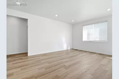 13219 Valley Peak Drive, Peyton, CO 80831 - Photo 10