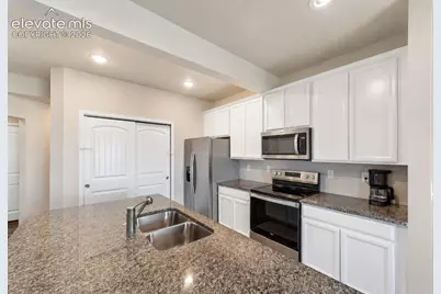 11132 Anhinga Court, Colorado Springs, CO 80925 - Photo 4