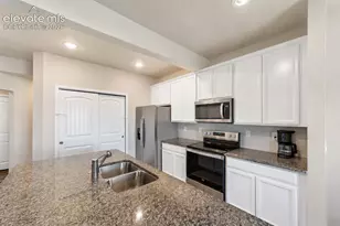 11132 Anhinga Ct, Colorado Springs, CO 80925 - Photo 4