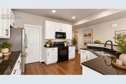 7437 Bigtooth Maple Drive, Colorado Springs, CO 80925 - Photo 10