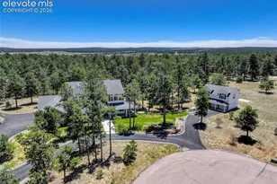 19404 Hilltop Pines Path, Monument, CO 80132 - Photo 2