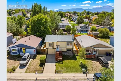 4045 Dolphin Circle, Colorado Springs, CO 80918 - Photo 2