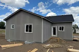453 Corley Pl, Colorado Springs, CO 80919 - Photo 2