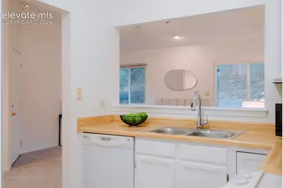 6430 Lonsdale Drive, Colorado Springs, CO 80915 - Photo 12