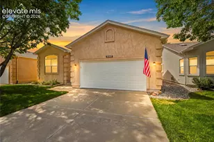 5140 Redleaf Ln, Colorado Springs, CO 80919 - Photo 2