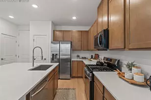 3388 Drumlin Grv, Colorado Springs, CO 80907 - Photo 8