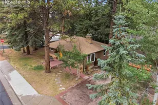 305 S Fairview St, Woodland Park, CO 80863 - Photo 4