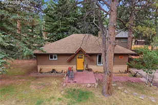 305 S Fairview St, Woodland Park, CO 80863 - Photo 2