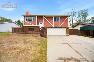 2025 Heathercrest Dr, Colorado Springs, CO 80915 - Photo 1