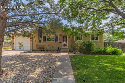 101 Trump Avenue, Colorado Springs, CO 80909 - Photo 2