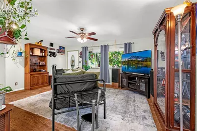 101 Trump Avenue, Colorado Springs, CO 80909 - Photo 6