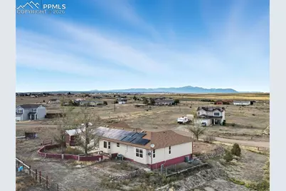 1994 E Akholt Lane, Pueblo, CO 81007 - Photo 8