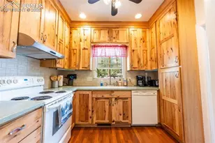 1922 W Cucharras St, Colorado Springs, CO 80904 - Photo 10