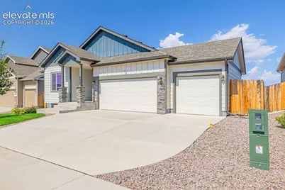 6622 Lamine Drive, Colorado Springs, CO 80925 - Photo 2