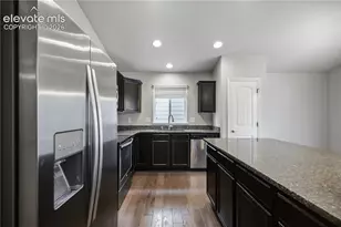 6414 Mountain Dale Dr, Colorado Springs, CO 80927 - Photo 4
