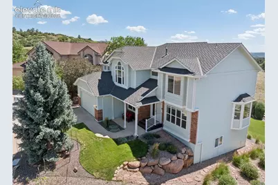 8485 Edgemont Way, Colorado Springs, CO 80919 - Photo 4