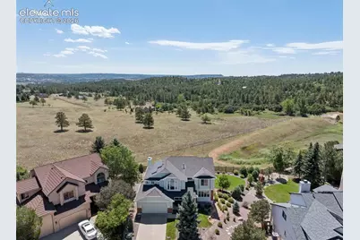 8485 Edgemont Way, Colorado Springs, CO 80919 - Photo 6