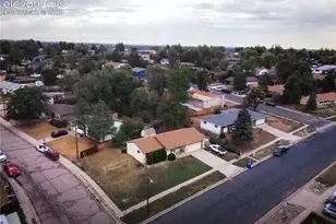 1715 Capulin Dr, Colorado Springs, CO 80910 - Photo 34