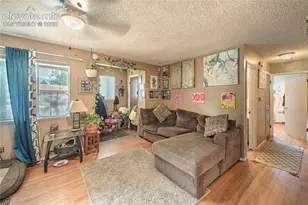 1715 Capulin Dr, Colorado Springs, CO 80910 - Photo 4