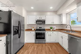 6805 Parkridge Ct, Colorado Springs, CO 80915 - Photo 10