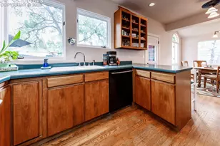 1517 N Corona St, Colorado Springs, CO 80907 - Photo 18