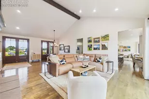 1015 Gale Ct, Pueblo, CO 81006 - Photo 8