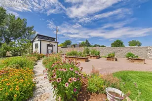 1015 Gale Ct, Pueblo, CO 81006 - Photo 40