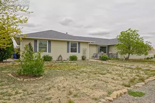 745 W Calle Allegre Dr, Pueblo West, CO 81007 - Photo 6