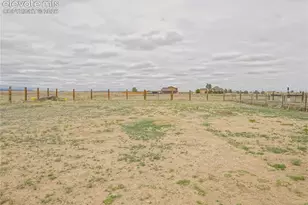 745 W Calle Allegre Dr, Pueblo West, CO 81007 - Photo 38