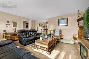 2552 Launcelot Ct, Colorado Springs, CO 80904 - Photo 4