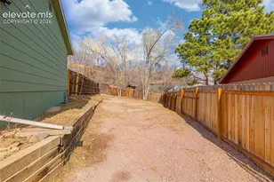 2552 Launcelot Ct, Colorado Springs, CO 80904 - Photo 30