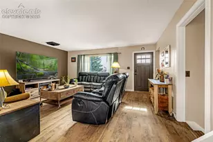 2552 Launcelot Ct, Colorado Springs, CO 80904 - Photo 10
