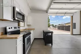 83 S Golfwood Dr, Pueblo, CO 81007 - Photo 30