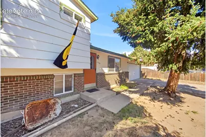 2220 Shawnee Drive, Colorado Springs, CO 80915 - Photo 2