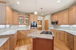 996 Summer Spring View, Colorado Springs, CO 80906 - Photo 12